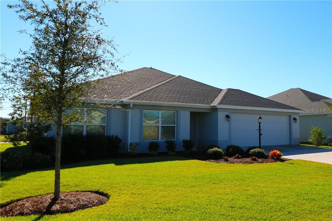824 Enisgrove Way, The Villages, FL 32163