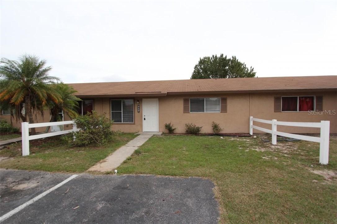 717 W Rosewood Ln. #74, Tavares, FL 32778