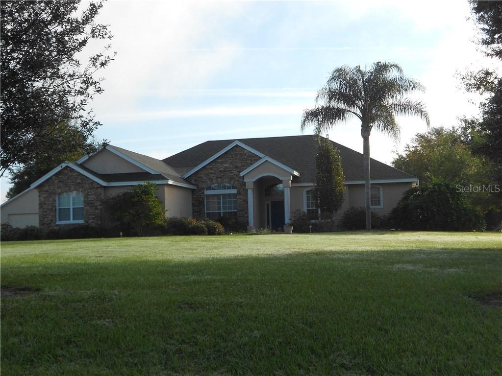 22740 Stallion Dr., Sorrento, FL 32776