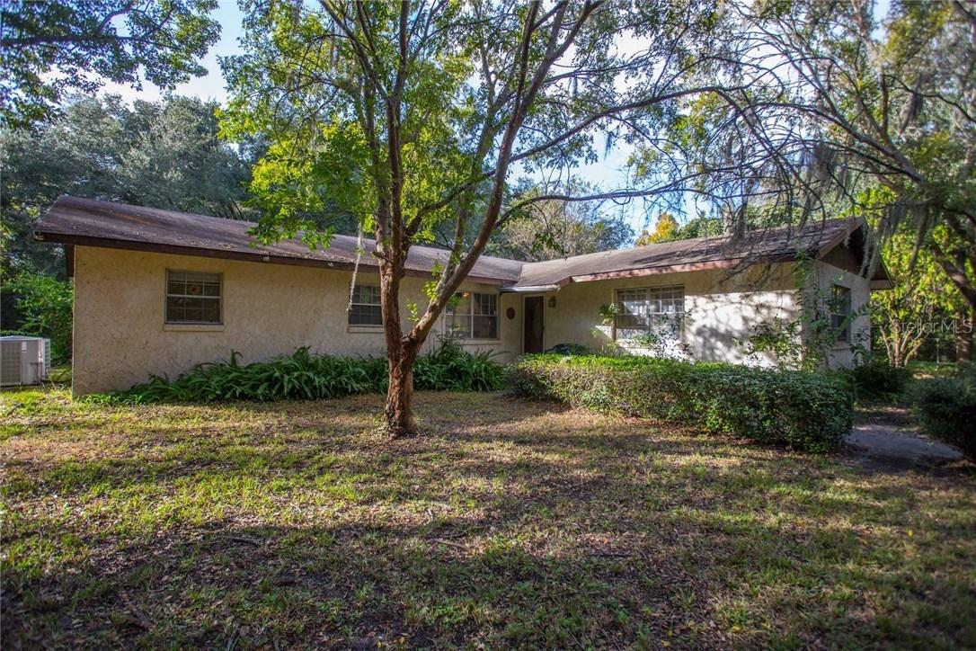 509 Montclair Rd., Leesburg, FL 34748