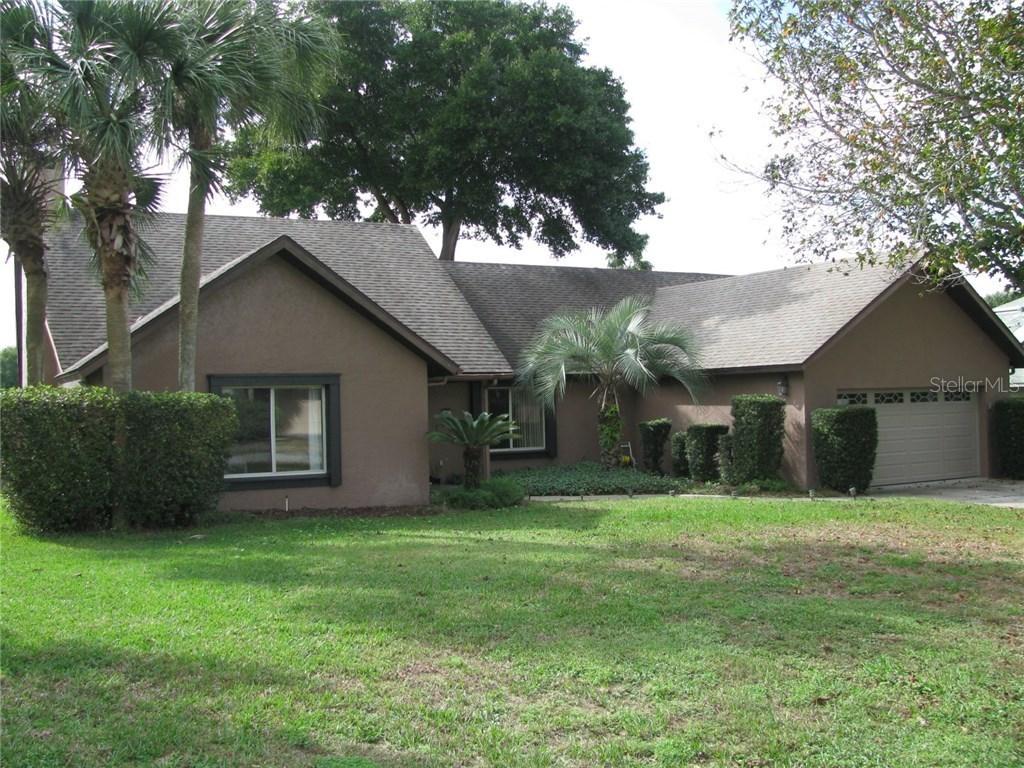 3017 Lake Woodward Dr., Eustis, FL 32726