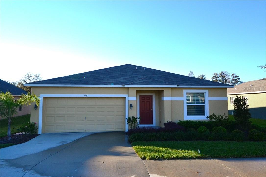 119 Prairie Falcon Dr., Groveland, FL 34736