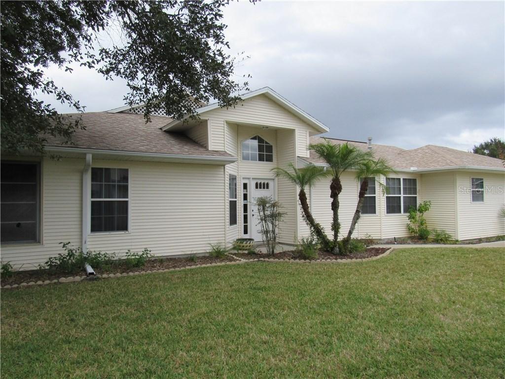 26621 Racquet Cir., Leesburg, FL 34748