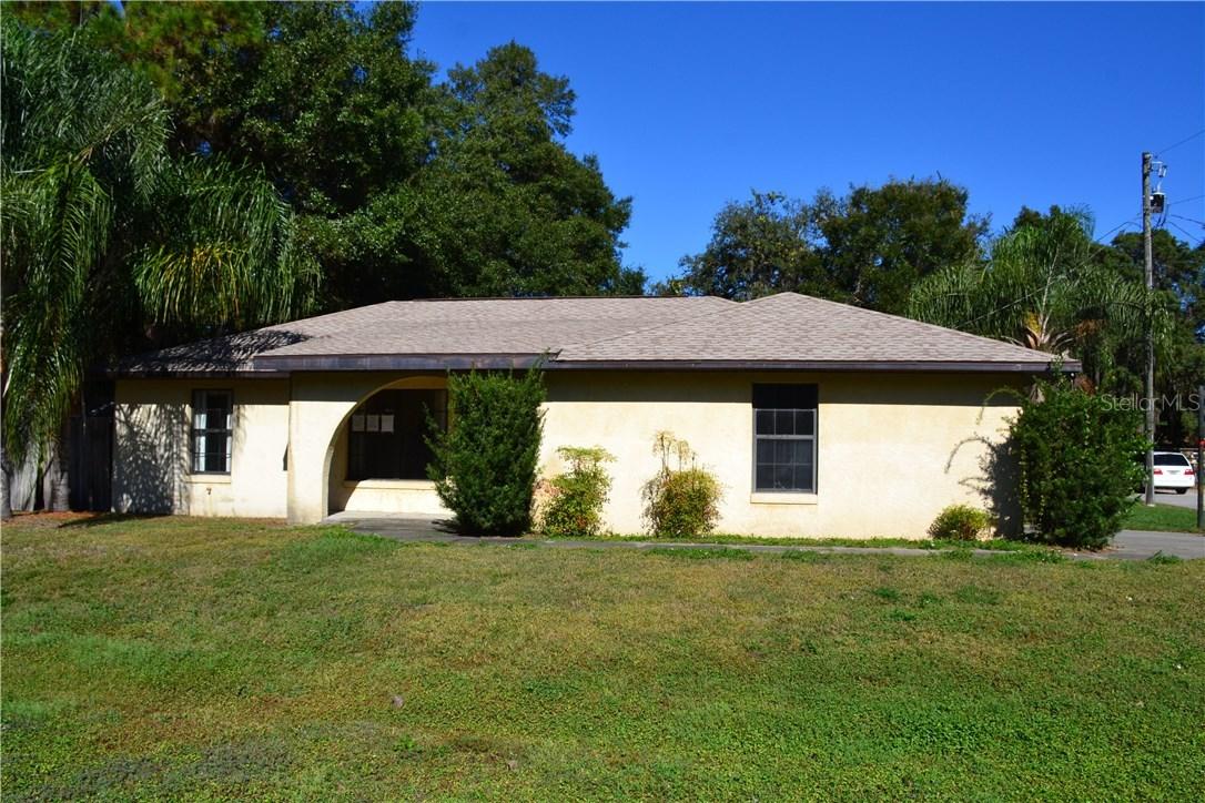 1041 E Gottsche Ave., Eustis, FL 32726