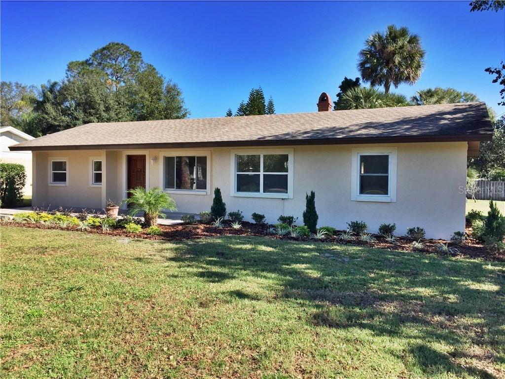 1202 Park Ave., Tavares, FL 32778