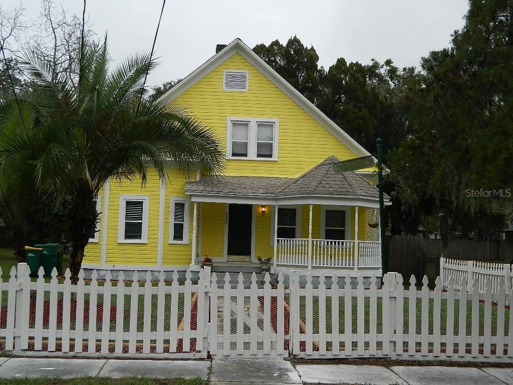 235 Hyde Park Ave., Eustis, FL 32726