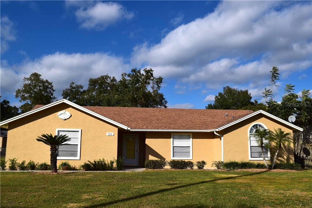 7115 Earlwood Ave., Mount Dora, FL 32757