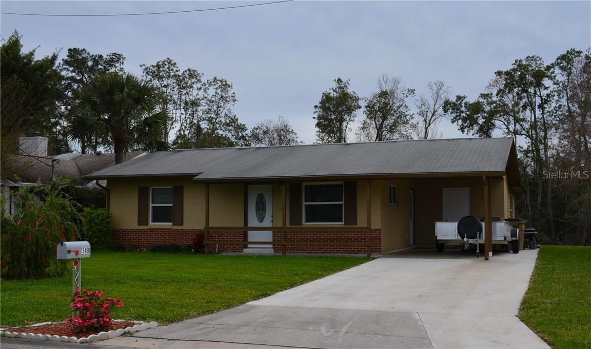 13450 Country Club Dr., Tavares, FL 32778