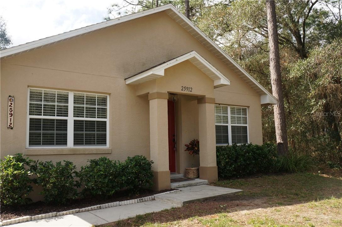 25912 Eufaula Way, Sorrento, FL 32776