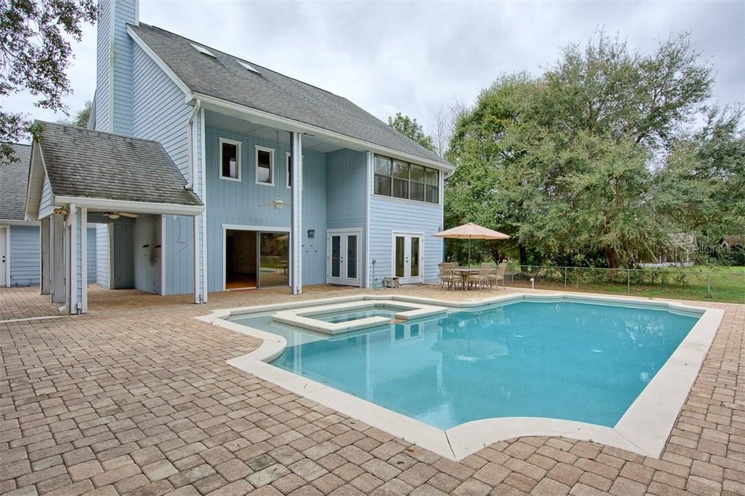 16433 E Shirley Shores Rd., Tavares, FL 32778