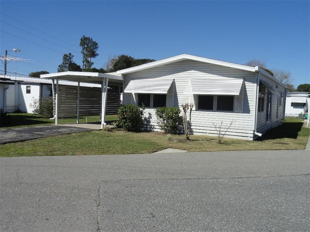 230 Rue De Paresse, Tavares, FL 32778