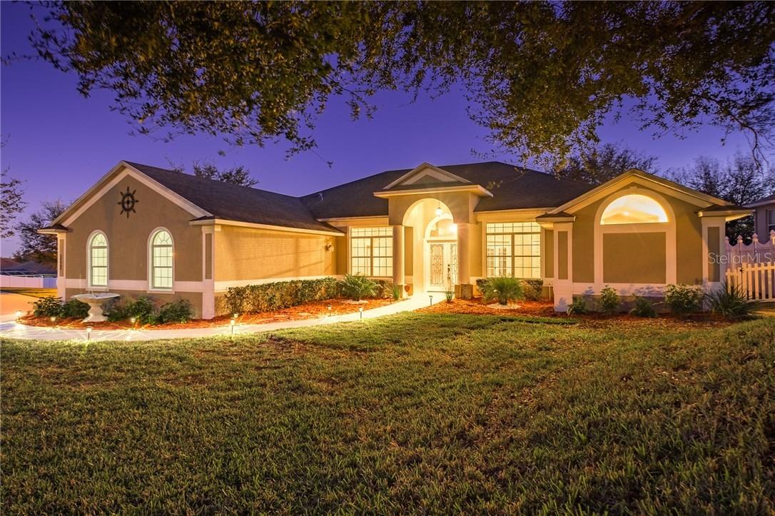 2301 Stanford Ct., Clermont, FL 34711