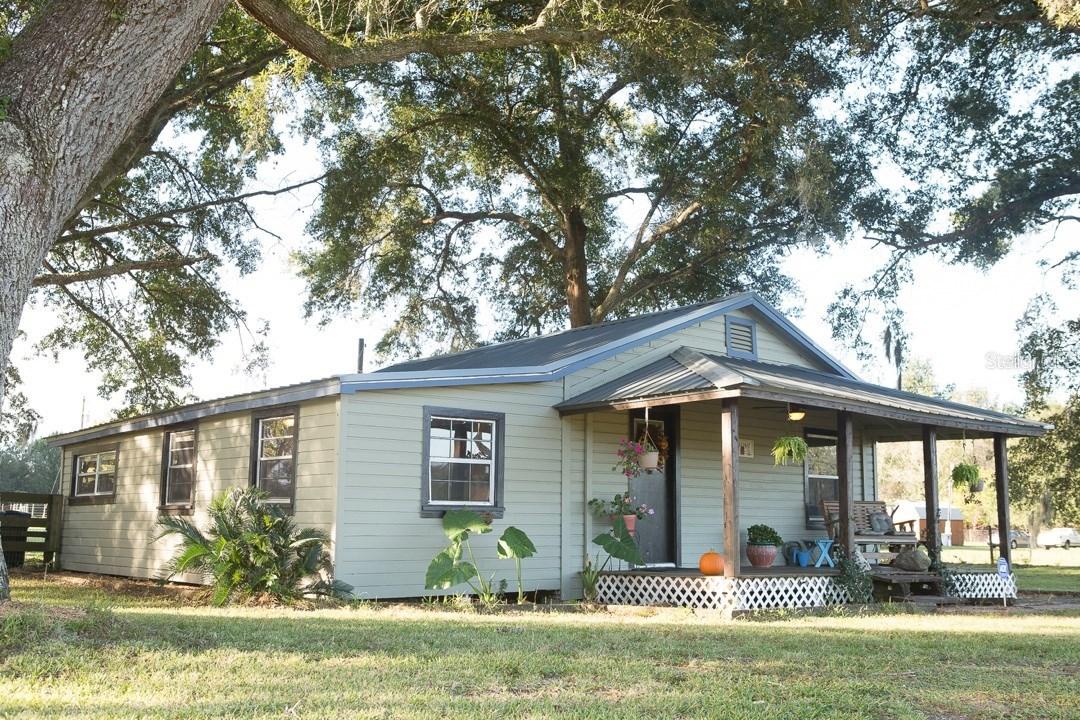 1119 E County Road 466, Oxford, FL 34484