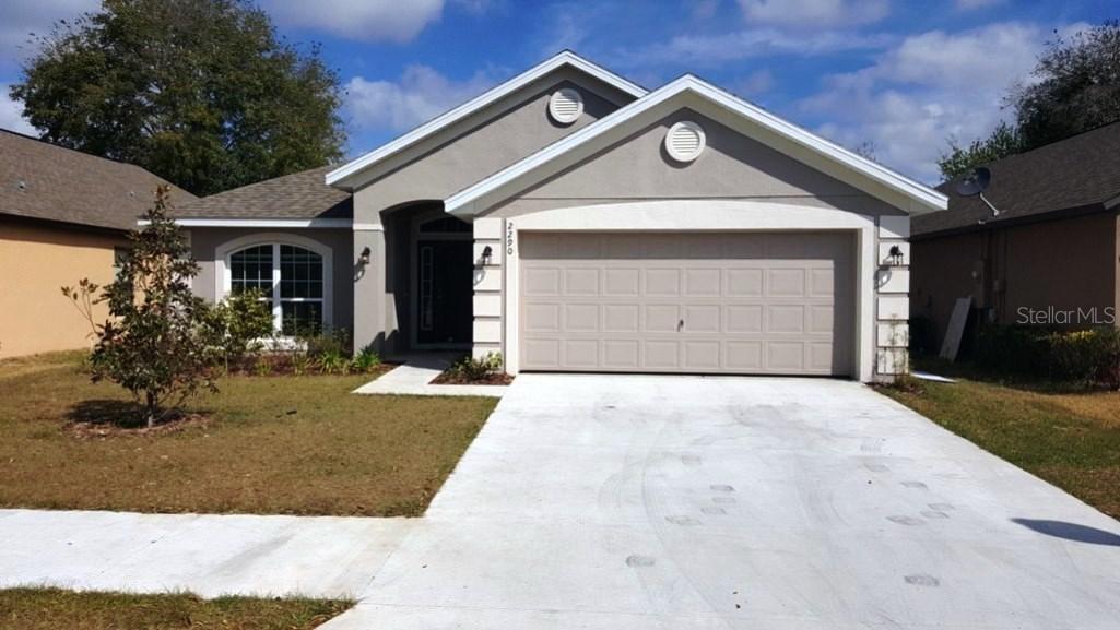 2290 Bracknell Forest Tr., Tavares, FL 32778
