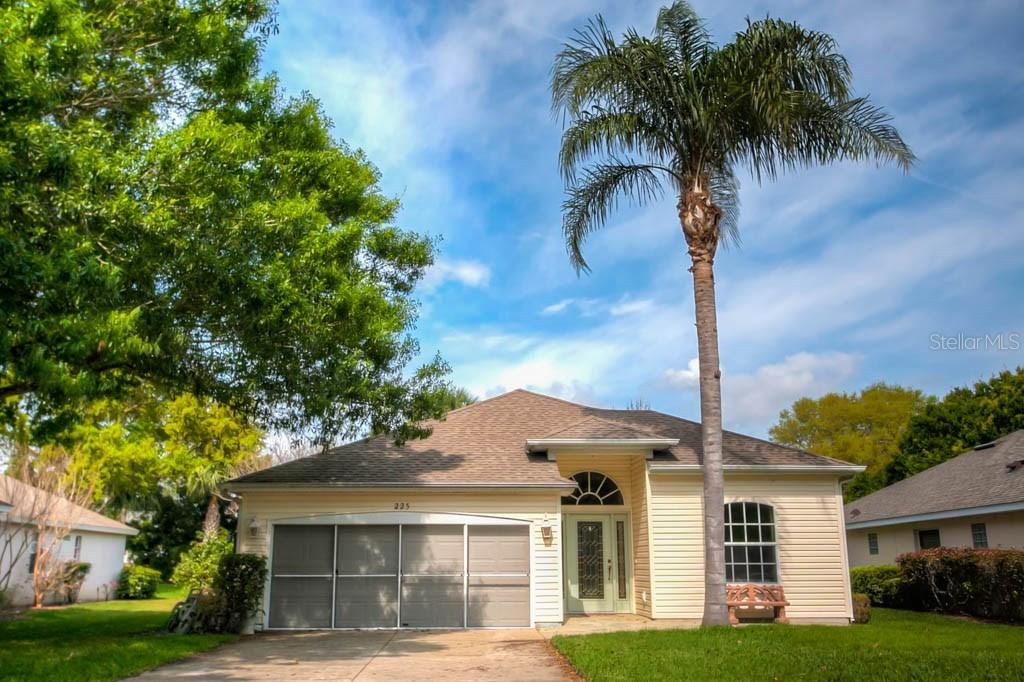 223 Juniper Way, Tavares, FL 32778