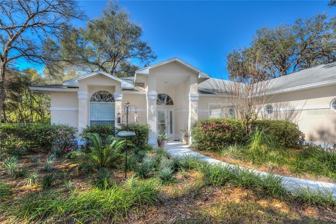 26550 County Road 46a, Sorrento, FL 32776