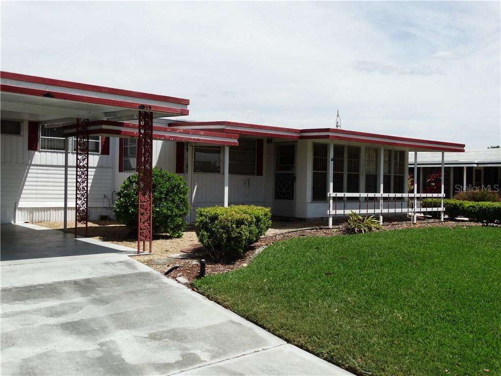 31702 Blanton Ln., Tavares, FL 32778