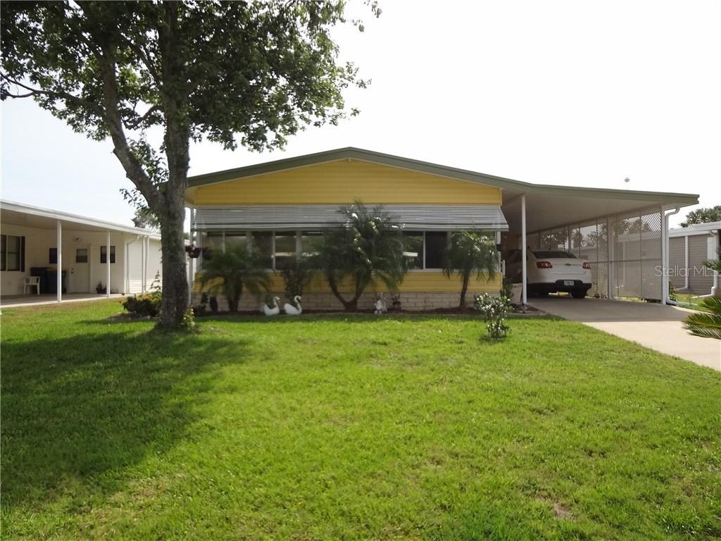 1330 Nassau Cir., Tavares, FL 32778