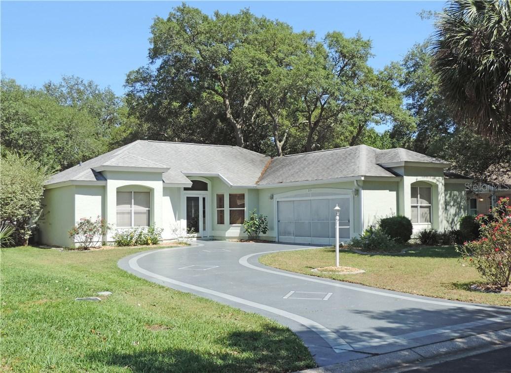 215 Del Rio Dr., The Villages, FL 32159