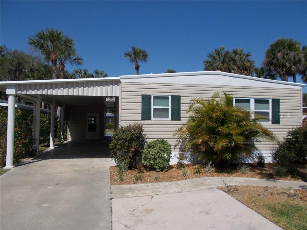 111 Palm Dr., Eustis, FL 32726