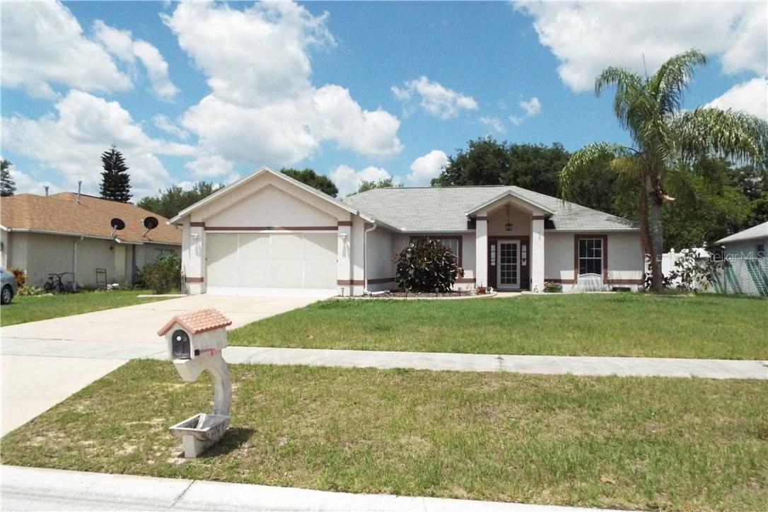 1015 Green Ridge Ct., Minneola, FL 34715
