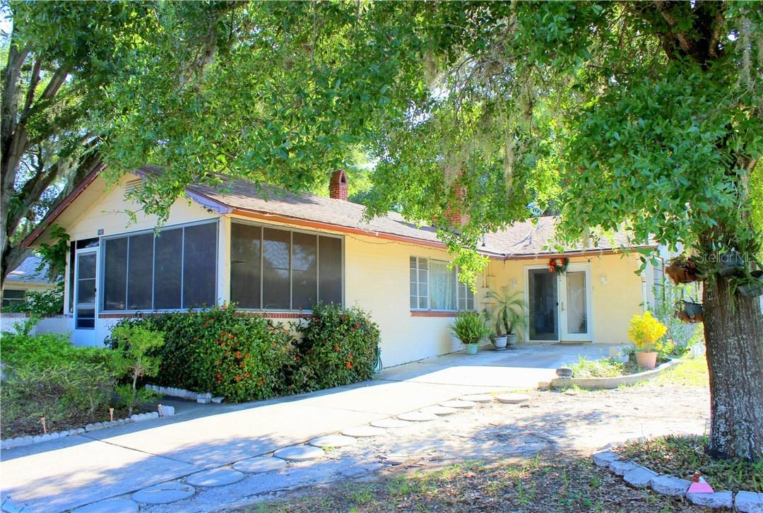 1421 S Eustis St., Eustis, FL 32726