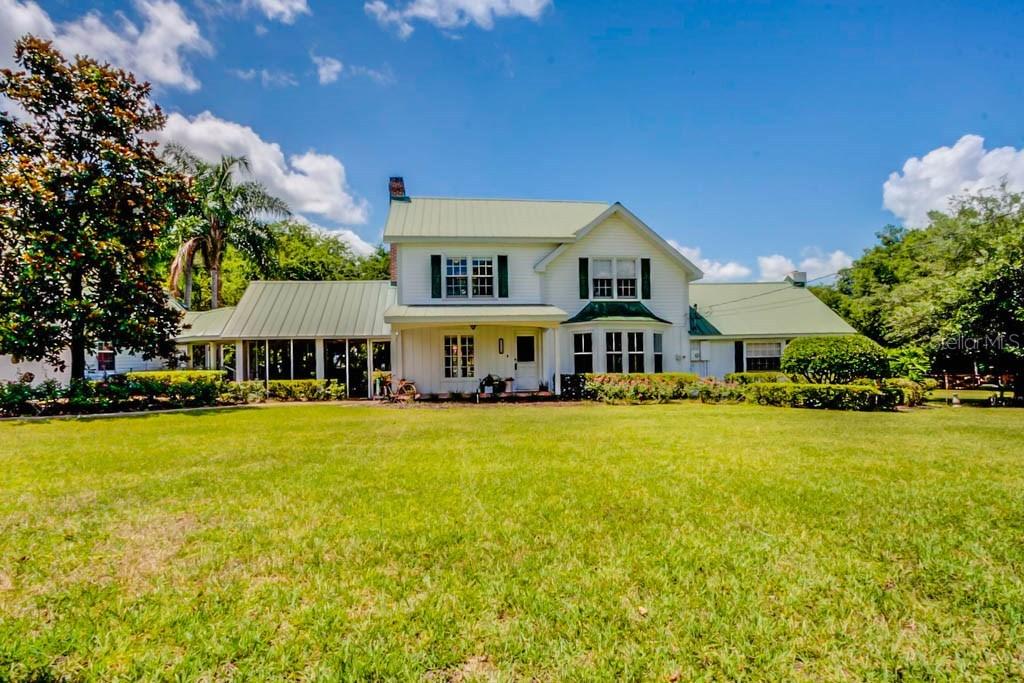 7330 Earlwood Ave., Mount Dora, FL 32757