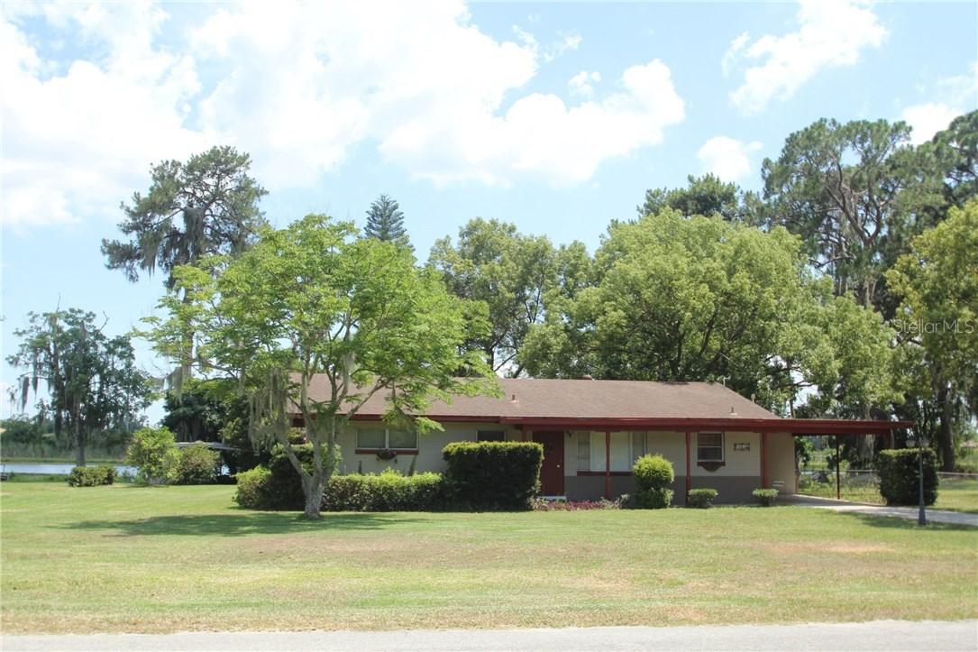 14348 Lake Junietta Dr., Tavares, FL 32778