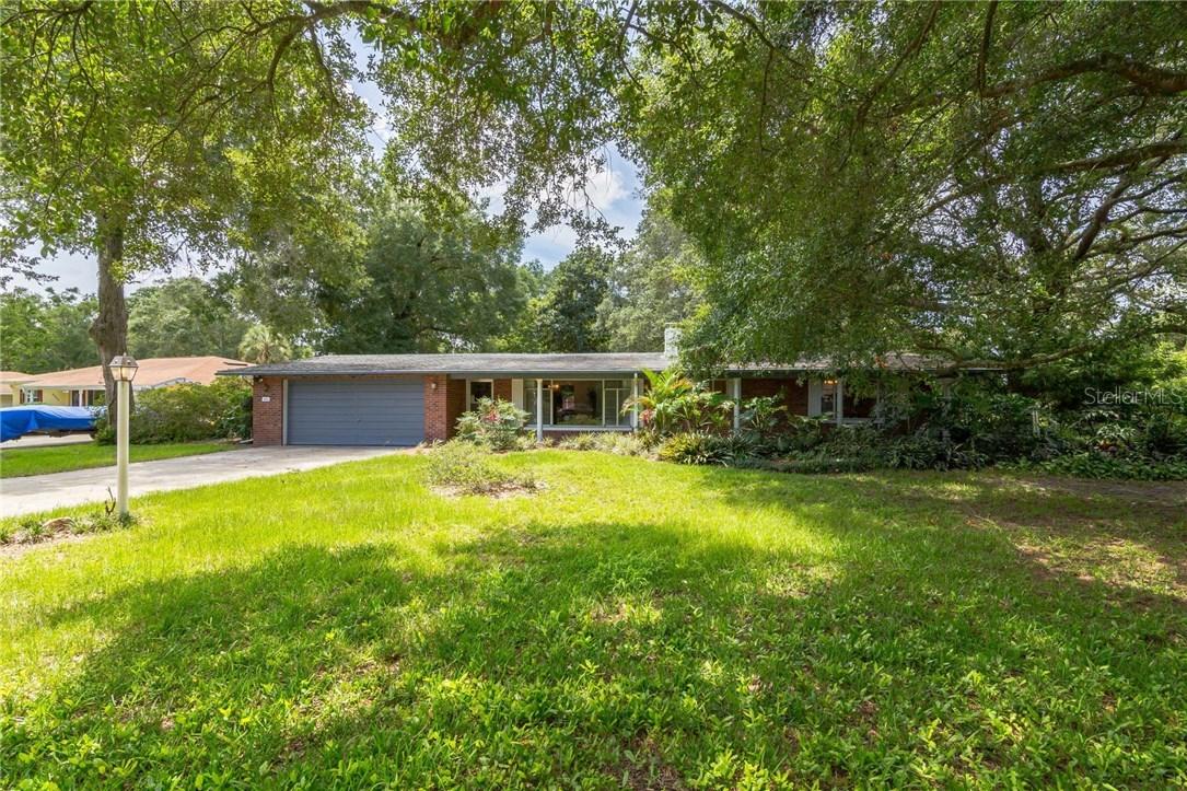 6840 Oswego Dr., Mount Dora, FL 32757