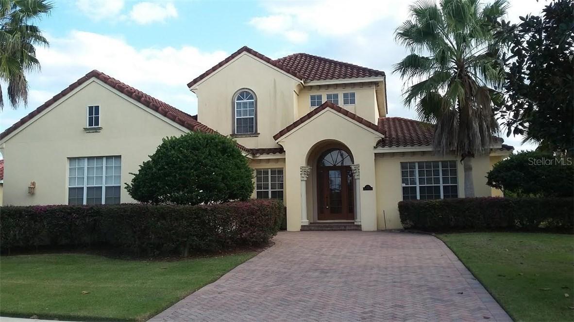 426 W Blue Water Edge Dr., Eustis, FL 32736