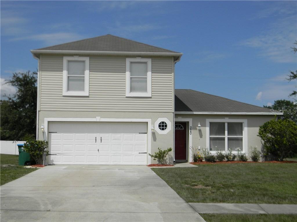 220 Hedgewood Ave., Deltona, FL 32738