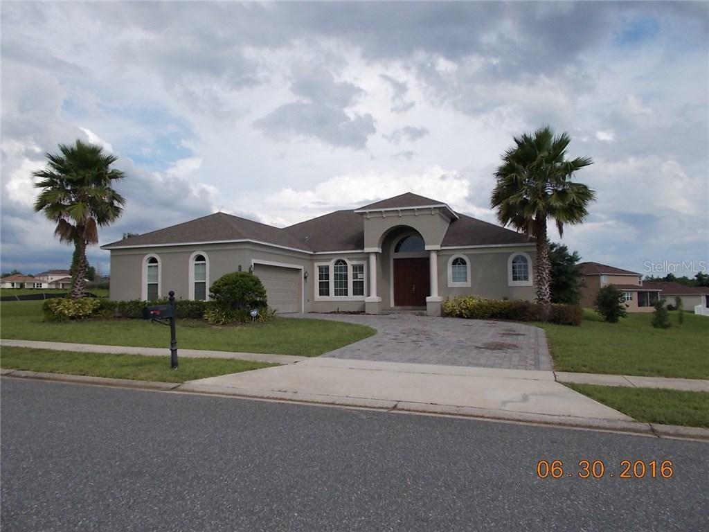 3260 Landing View, Tavares, FL 32778