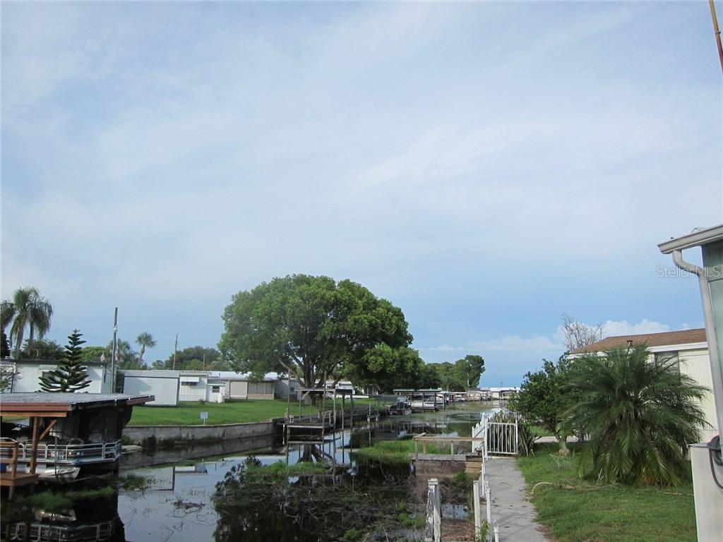 1614 Southshore Dr., Tavares, FL 32778