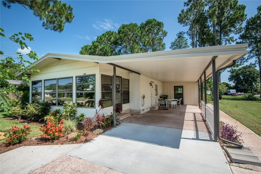 1689 Elkhart Cir., Tavares, FL 32778