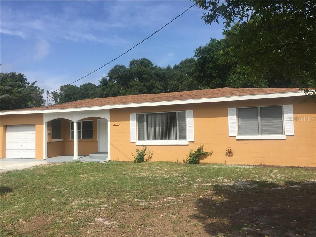 32711 Azailea Pl., Tavares, FL 32778