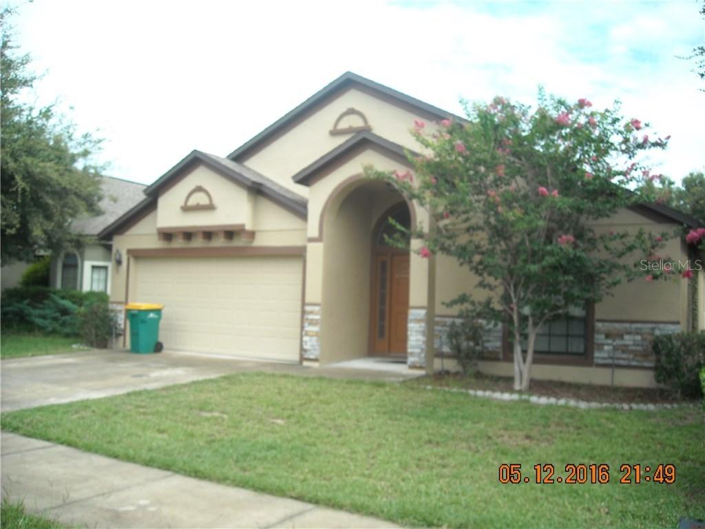 2326 Bracknell Forest Tr., Tavares, FL 32778