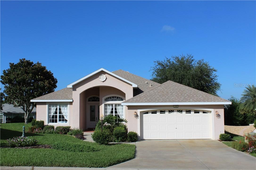 3226 Bahama Cir., Tavares, FL 32778