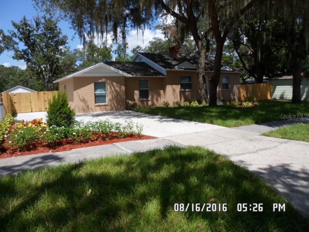109 N Oakland St., Leesburg, FL 34748