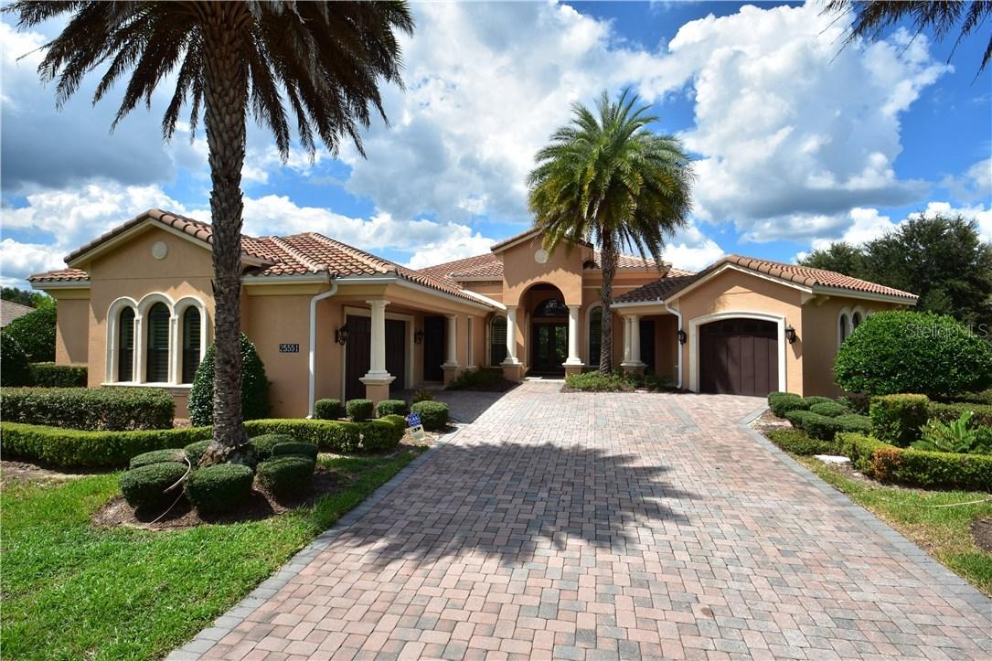 25551 High Hampton Cir., Sorrento, FL 32776