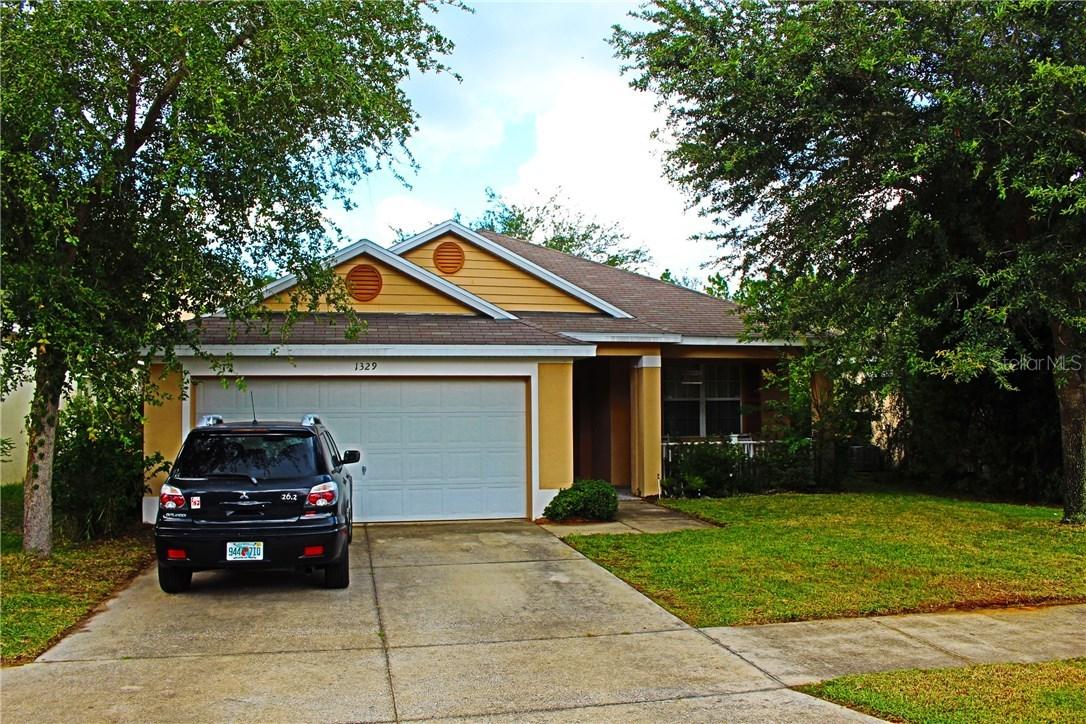 1329 Kellogg Dr., Tavares, FL 32778