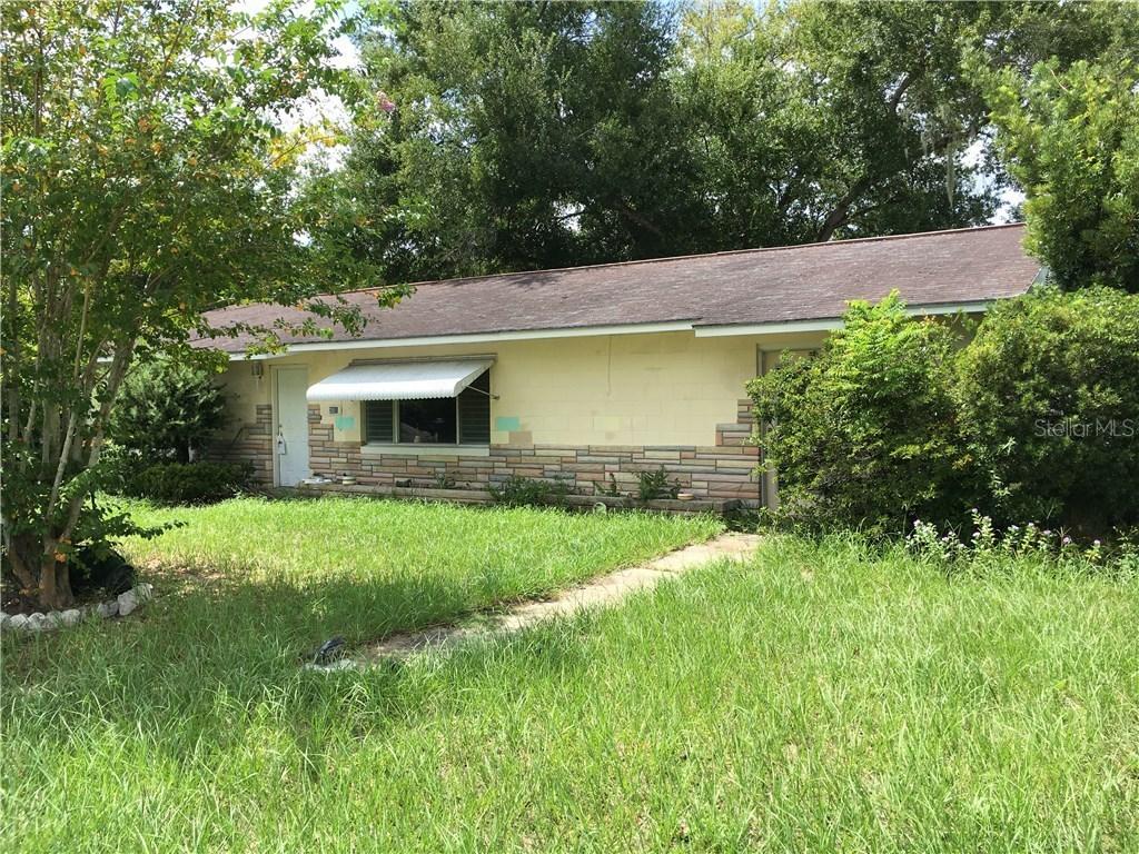 211 Jean St., Tavares, FL 32778