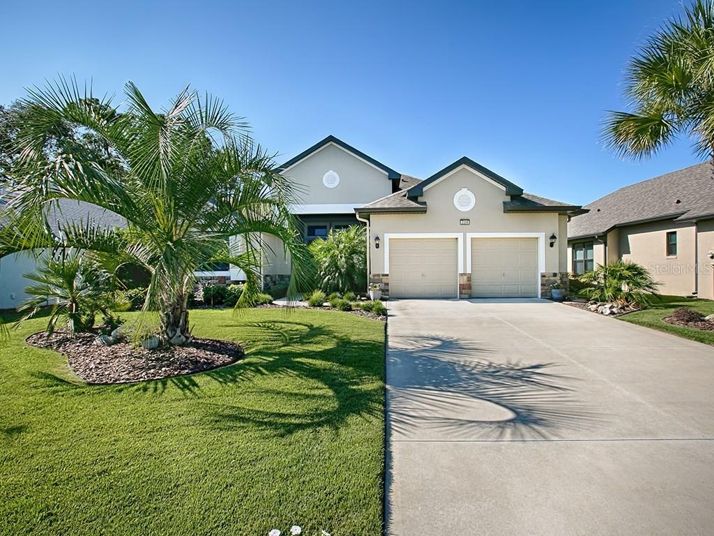 2326 Wakefield Way, Mount Dora, FL 32757