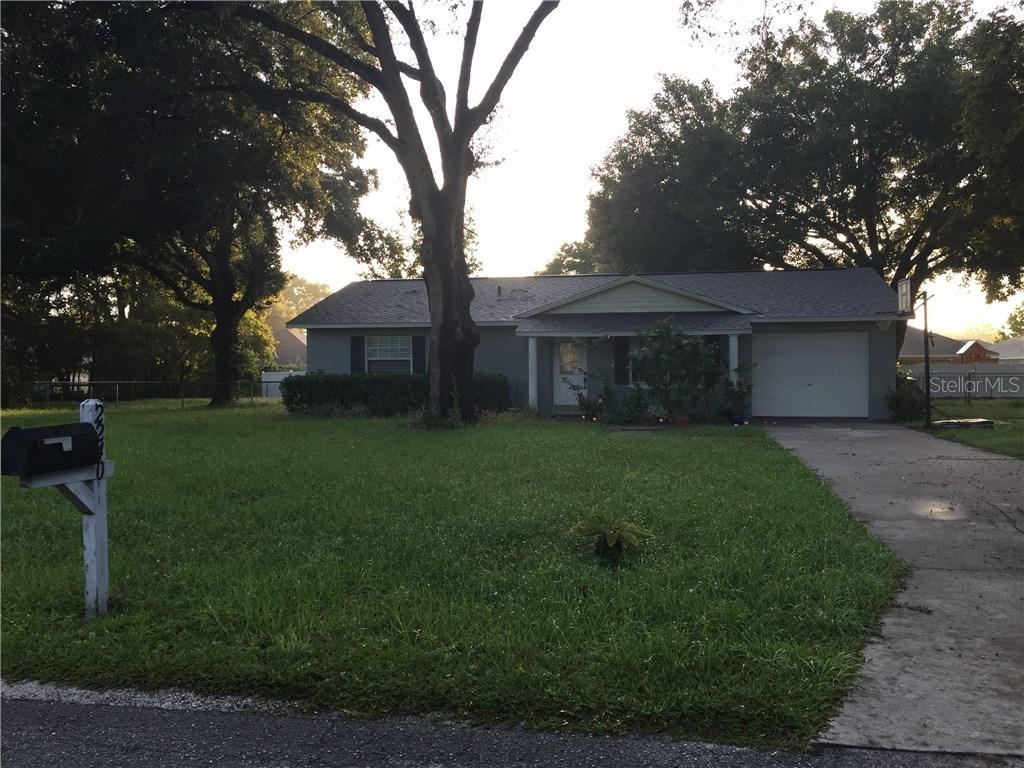 2240 Croat St., Mount Dora, FL 32757