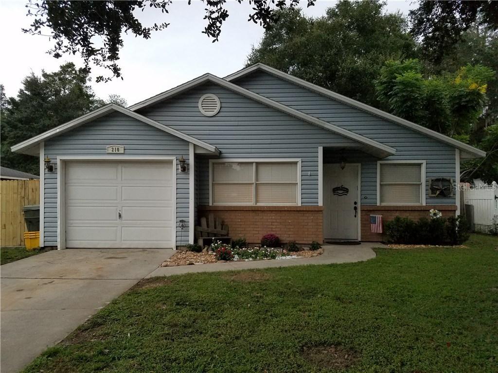 210 Deborah Ave., Leesburg, FL 34748