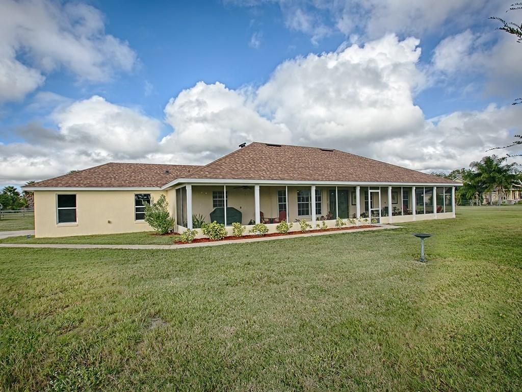 29235 Shirley Shores Rd., Tavares, FL 32778
