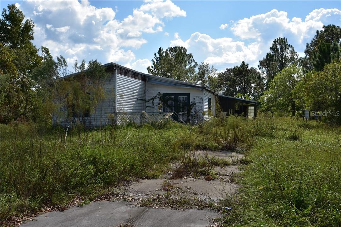 24132 Panther Rd., Astor, FL 32102