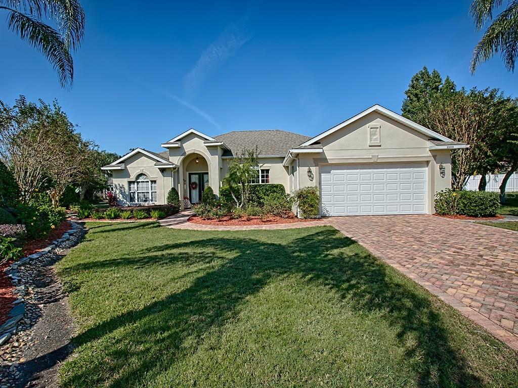 23001 Oak Prairie Cir., Sorrento, FL 32776