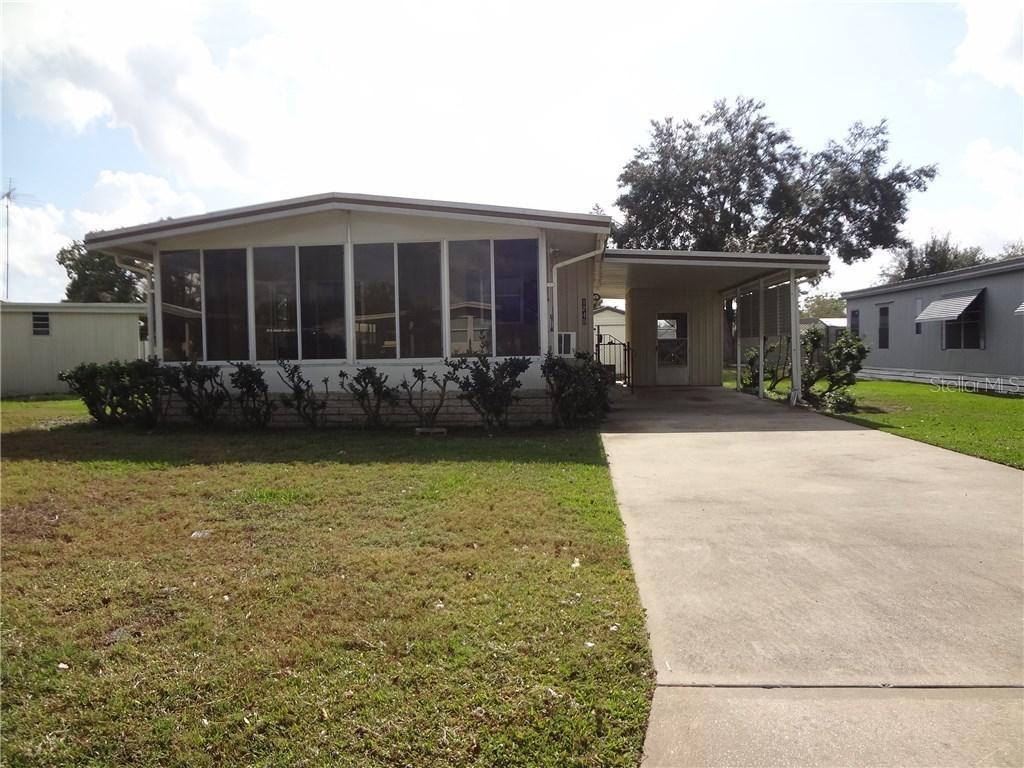 1245 Belmont Cir., Tavares, FL 32778