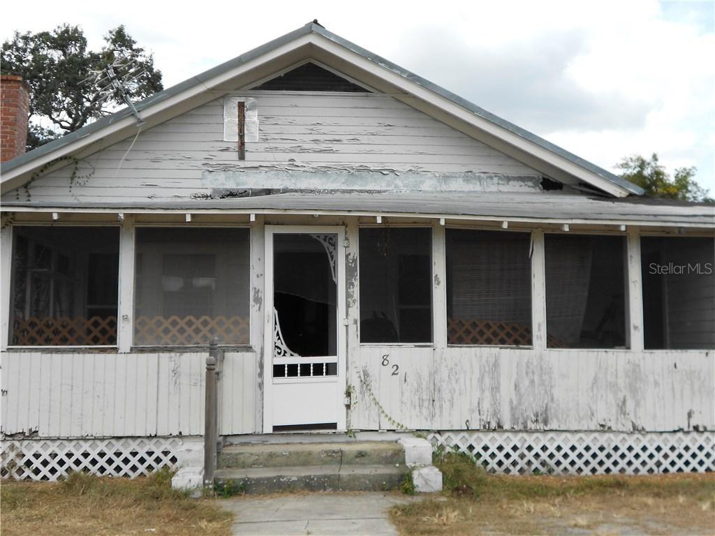 821 N Saint Clair Abrams Ave., Tavares, FL 32778