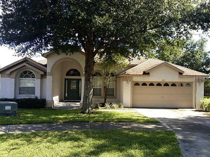 2675 Stonegate Ct., Clermont, FL 34711